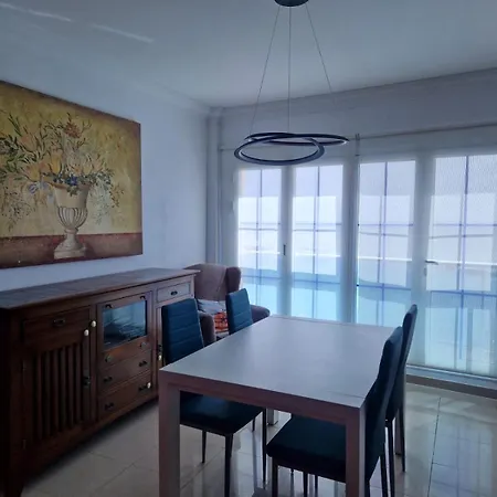Vivienda 1ª Linea Mar En Paseo Maritimo アパート アリナガ